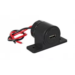   SZIVARGYÚJTÓ ALJZAT HELYÉRE BEÉPÍTHETŐ/ KÜLSŐLEG IS SZERELHETŐ USB ALJZAT 12/24V 5V MAX:2,1A