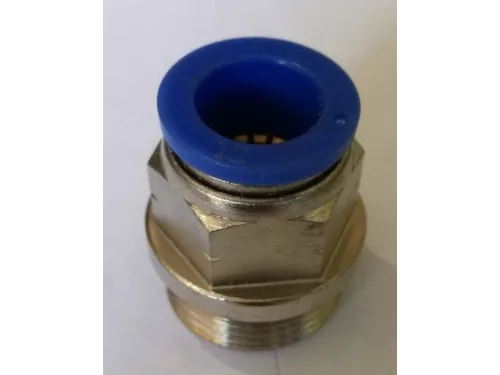 CSŐCSATLAKOZÓ ÁTALAKÍTÓ 16M/12mm