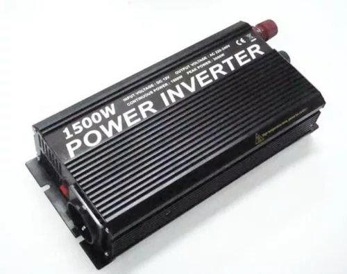 Áramátalakító 12->220V 1700/3400W