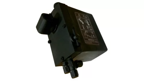 Renault Magnum fülkebillentő pumpa