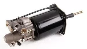 MAN F2000 kuplungrásegítő