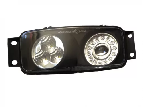 Scania 4 LED-es ködlámpa LED nappali fénnyel jobb