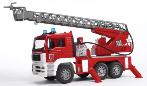 MAN tűzoltóautó forgatható létrával, fény- és hangjelző modullal