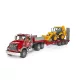 Mack Granite mélyrakterű kocsival és JCB kotró rakodóval