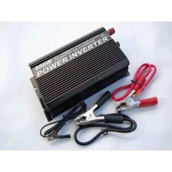 Áramátalakító 24V -> 220V 800W +USB dugó