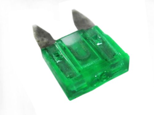 BIZTOSÍTÉK MINI KÉSES 30A