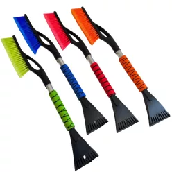 Kefés jégkaparó 68cm