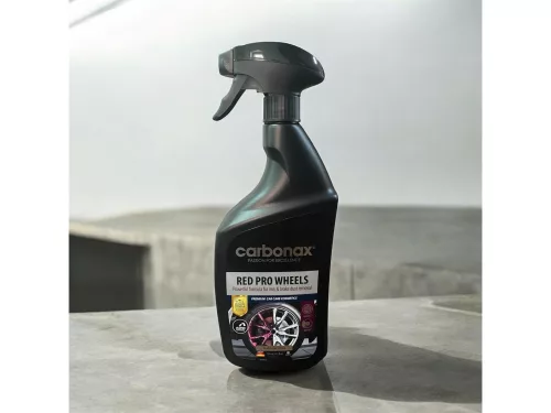 CARBONAX RED PRO WHEELS FELNITISZTTÓ ÉS SZÁLLÓROZSDA ELTÁVOLÍTÓ 720ML