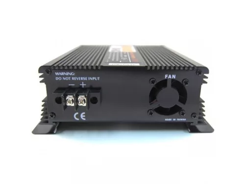ÁRAMÁTALAKÍTÓ 12V-->220V 600W INTELIGENT SP