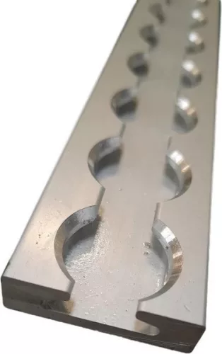 Airline sín 34x10mm 1000mm szögletes furat nélkül