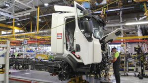 Hogyan készülnek a Renault kamionok gyárbemutató